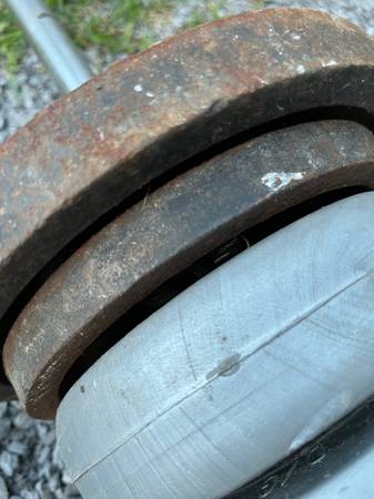 Weight Bar with Weights - $60 (Carthage)63442202533635122