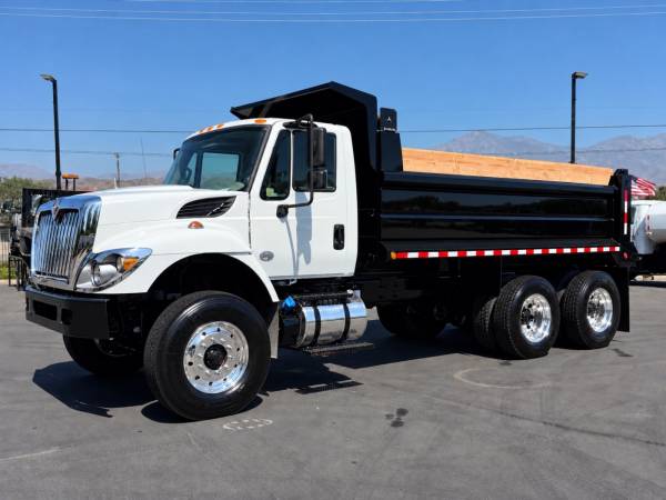 2018 International 7400 10 Yard Dump Truck 1
