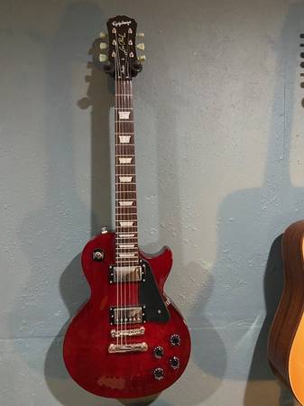 Epiphone Les Paul Studio Electric Guitar 1
