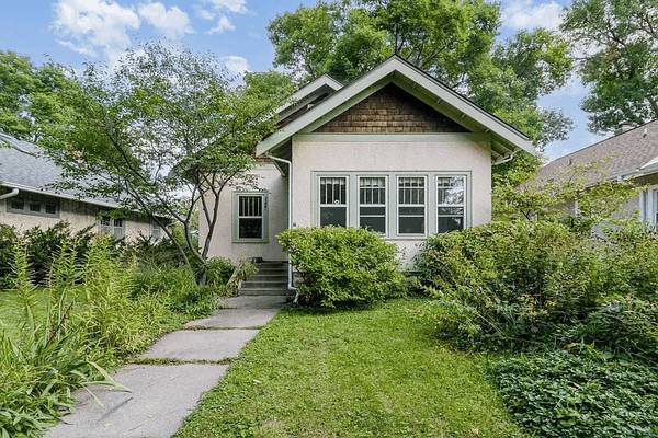 $870 / 3br - 🏡BEAUTIFUL 3 BED 2 BATH HOME - MOVE IN READY  !!!🎈 (Minneapolis, MN)63797857170817120