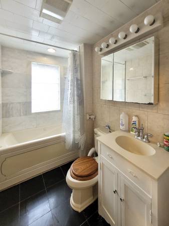 $3,795 / 3br - Jamaica Plain 3 Bed/1 Bath Apartment | Day St (Jamaica Plain)64141618294787122