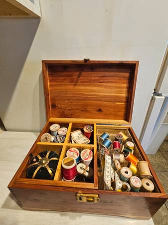 Vintage Solid Aromatic Cedar Sewing Box with Wooden Spools 1