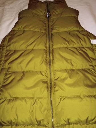 Old Navy Puffer Jacket 1