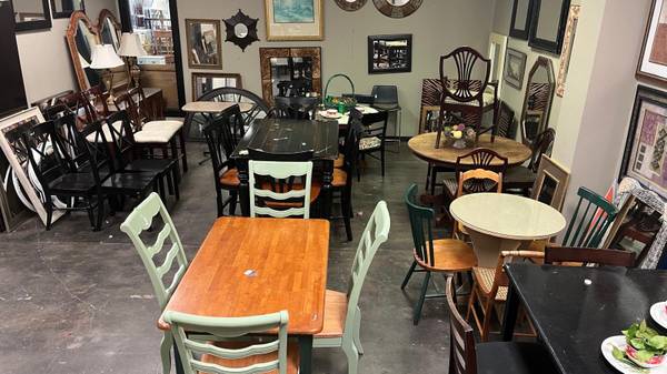 Dining Tables ALL SIZES ,all Prices 1