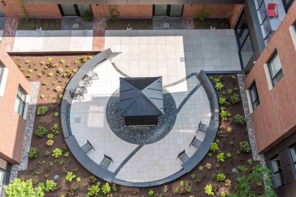 $2,228 / 659ft2 - Chic City Apartment with Modern Finishes and Rooftop Views (Petworth/Northwest/Adams Morgan)63843417039619121