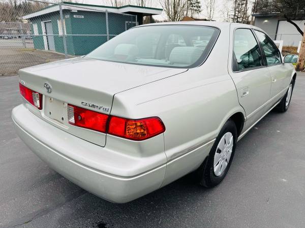 2000 Toyota Camry - ¡Financiamiento disponible! - $4900.00 (Puyallup WA)63623524941059124