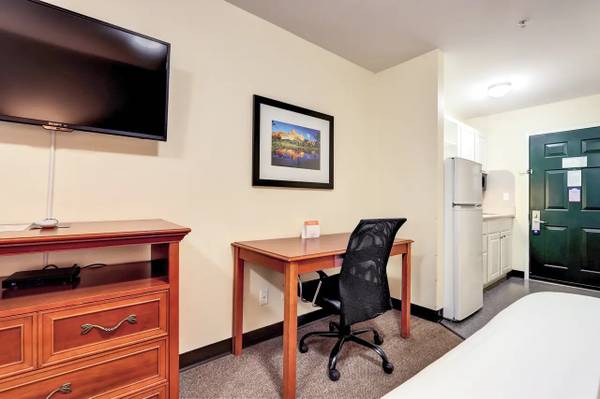 $379 / 1br - Save Big with Flexible Living Solutions! (12095 N Mariposa St, Westminster, CO)63962794987011122