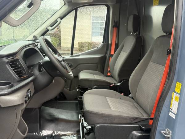 2020 Ford Transit 250 - Photo 14