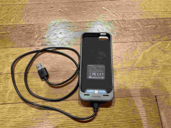 Mophie charger for iPhone 6 & SE 1st gen 1