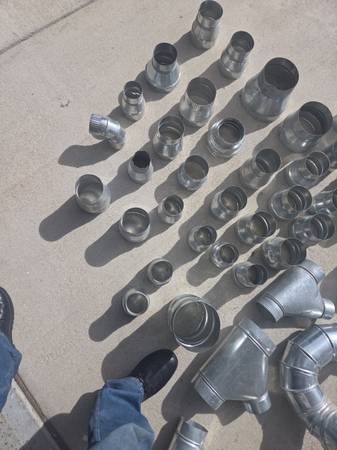 Various assorted ducts, both single and double layer walled 1