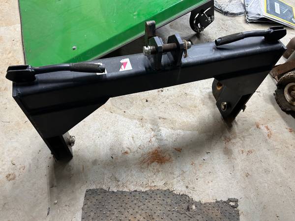 Tri-L Category 2 Tractor Quick Hitch 1