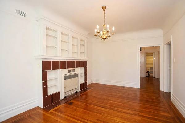 $910 / 1br - 39B Lyon St. in San Francisco's Haight Ashbury District! (San Francisco, CA)63946807058435123
