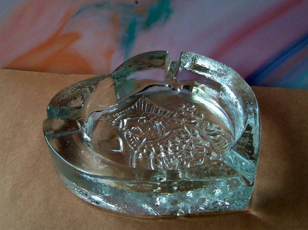 Vintage Blenko Clear Glass King and Queen of Hearts Ashtrays #2906 1