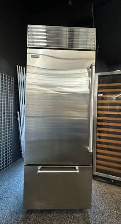 SubZero stainless steel 30” wide built in bottom freezer fridge = used 1