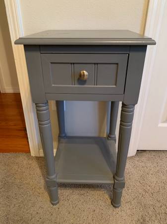 Night Stand / End Table 1