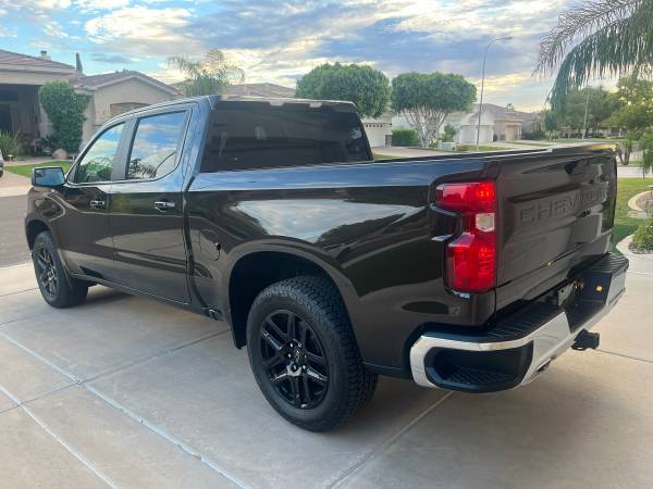 2019 Chevrolet Silverado 1500 Crew - Photo 4