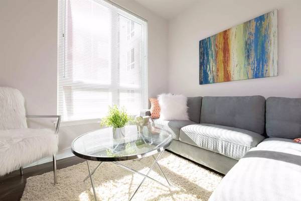 $1.395 / 1br - 542ft2 - ¡Entra como extraño y quédate como vecino! 1 dormitorio/1 baño/542 pies cuadrados (Seattle)63659679711875122