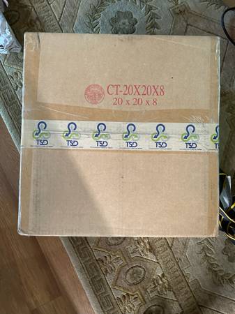 Box that fits a rackmount - free 1