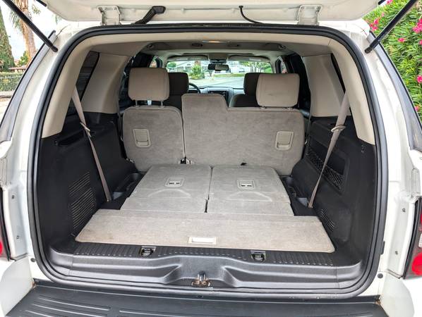 2008 Ford Explorer Seats 7 /  Beautiful Condition! - $5,500 (Hemet/ San Jacinto)63624607591171124