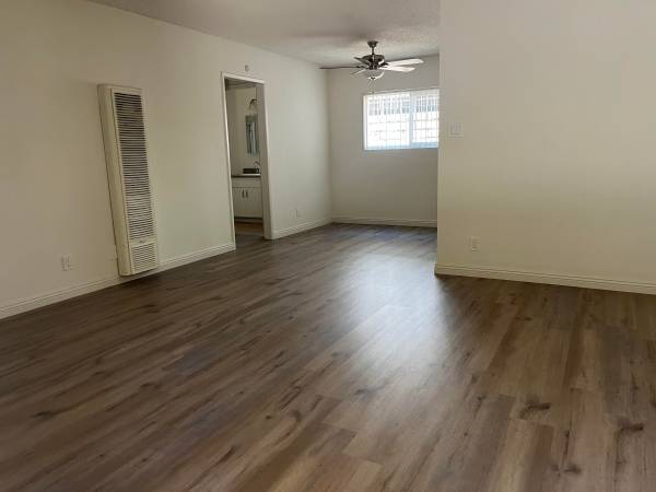 $1,595 / 1br - SPACIOUS UPGRADED 1 BEDROOM - AVAILABLE NOW!!! (N. HOLLYWOOD)63998005264899124