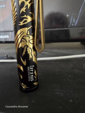 Olight i3T EOS Flashlight 1