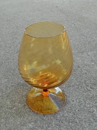 VINTAGE AMBER EMPOLI GLASS BRANDY SNIFTER 1