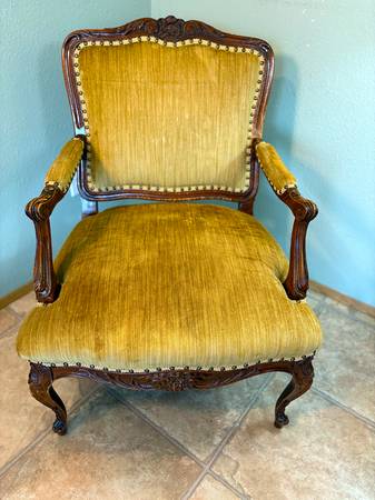 ESTATE SALE - Southern Oregon but flexible on delivery 1