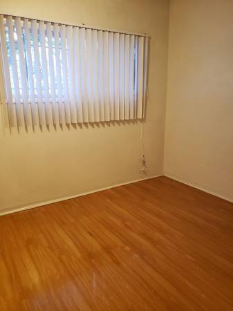 $1,825 / 1br - 640ft2 - Upper 1 bedroom very beautiful (parking) (Hollywood hills)63701034585729122