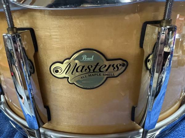 Pearl Masters All Maple SST 14" x 6.5” Bombo de batería - $300 (Bothell)63471461773571120