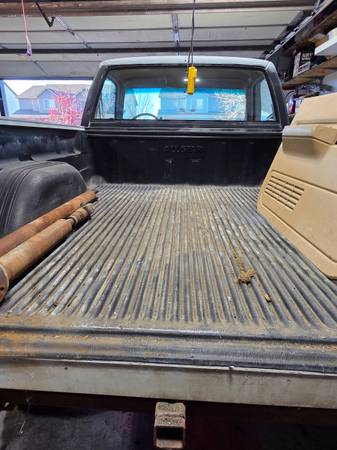 Plastic bed liner 1