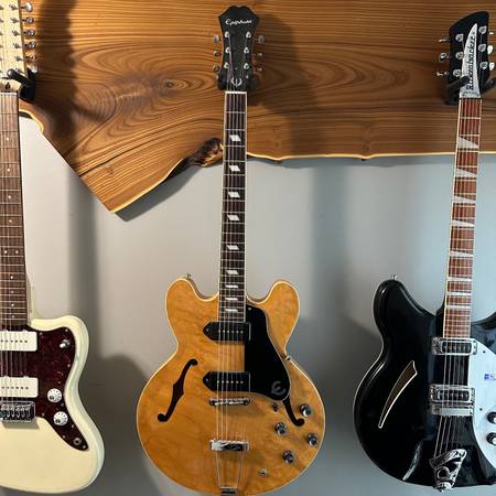 Epiphone Casino Natural 2001年韓国ピアレス 2001 Peerless Epiphone Casino - Upgrades - musical