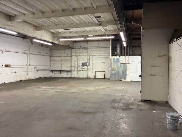 Manufacturing Warehouse 1