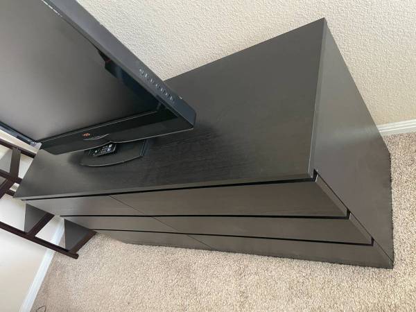 Ikea black MALM 6-srawer dresser 1