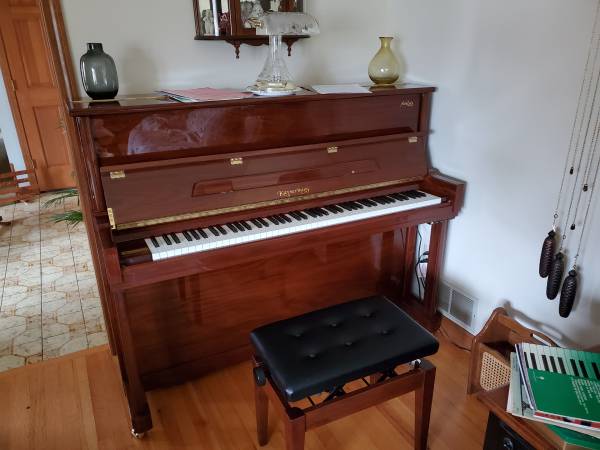 Kyersburg Piano 1
