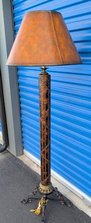 Exquisite floor lamp by Maitland-Smith 1