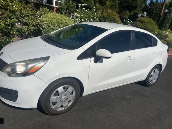 Affordable 2012 Kia Rio – Clean, Runs Excellent – Ready to Drive - $4,500 (Encino)63616006863873121