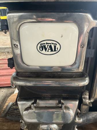 Oval Elmira wood Stove 1