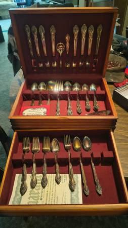 William Rogers Silverplate Set 1