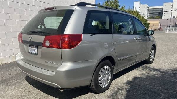 2006 Toyota Sienna CE 7 Passenger - $4,995 (San Jose)63654703526787122