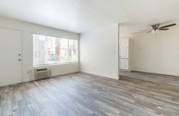 $1,825 / 2br - ¡$1000 DE DESCUENTO, CASA ABIERTA! ¡Greentree Apts! Hermoso departamento 2x1, ¡A/A! (El Cajon)63701665585539120