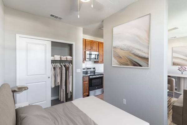 $1,479 / 494ft2 - Simplify your life and elevate your space with The Minimalist (Deland)63791575772033121
