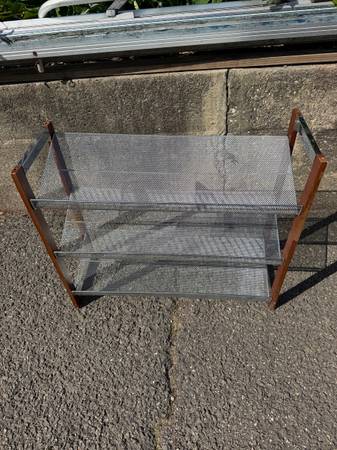 Shoe rack 1