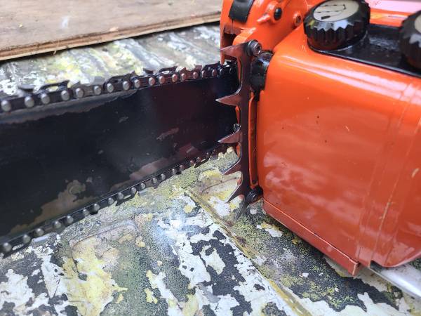 Vintage collectable echo chainsaw 1