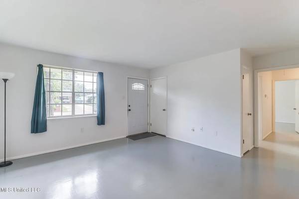 $179,000 / 4hab - 1700ft2 - Espaciosa casa de ladrillo de 4 hab. y 1.5 baños en ubicación privilegiada (Anniston College Park)63762052658307122