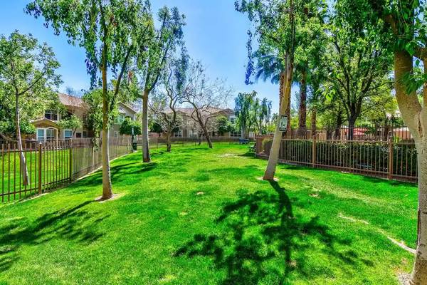 $2,125 / 1br - 755ft2 - Pet friendly community in La Quinta. 1 BD / 1 BA. Call for tour! (La Quinta)63953072352258123