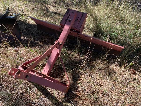 3 Pt Rear Tractor Blades 1