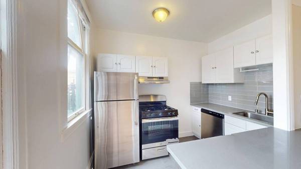 $3,445 / 1br - 621 Stockton #304 - Upcoming 1x1 - Balcony - Pets OK - Great Area (nob hill)64011321233155121