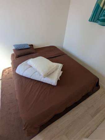 Queen Mattress + Bedding Bundle / クイーンマットレス・寝具セット 1
