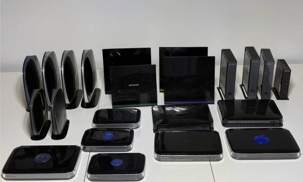 LOT OF 22 NETGEAR & BELKIN WIRELESS ROUTER DUAL BAND 1