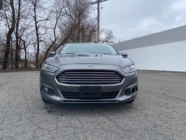 2014 Ford Fusion SE - $5,200 (Chicopee)63615768209281121
